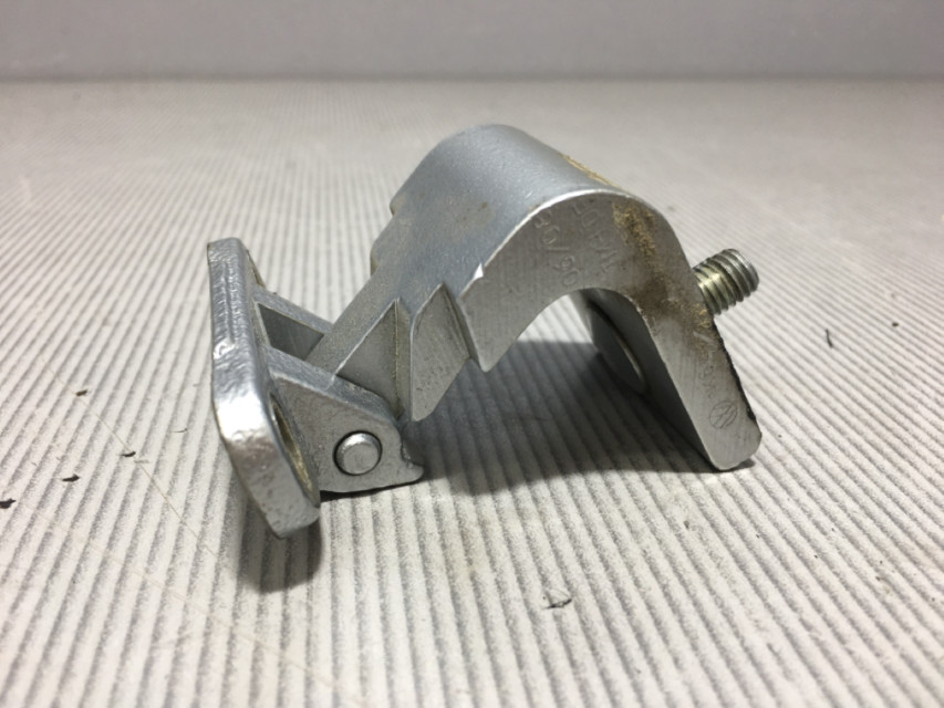DIJELOVI BAGLAMA VW GOLF 5 > 03-08 1K6827301C