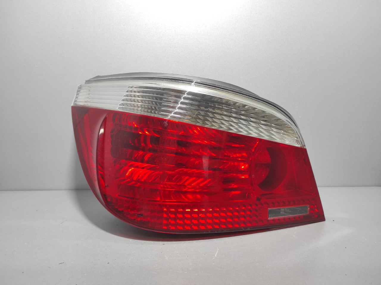 STOP SVJETLO BMW SERIJA 5 (E60/E61) > 03-07 6910767