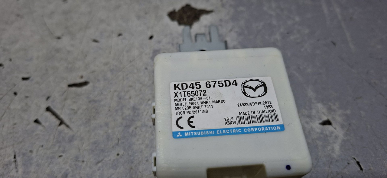 DIJELOVI ANTENA MAZDA 6 > 16-18 KD45675D4