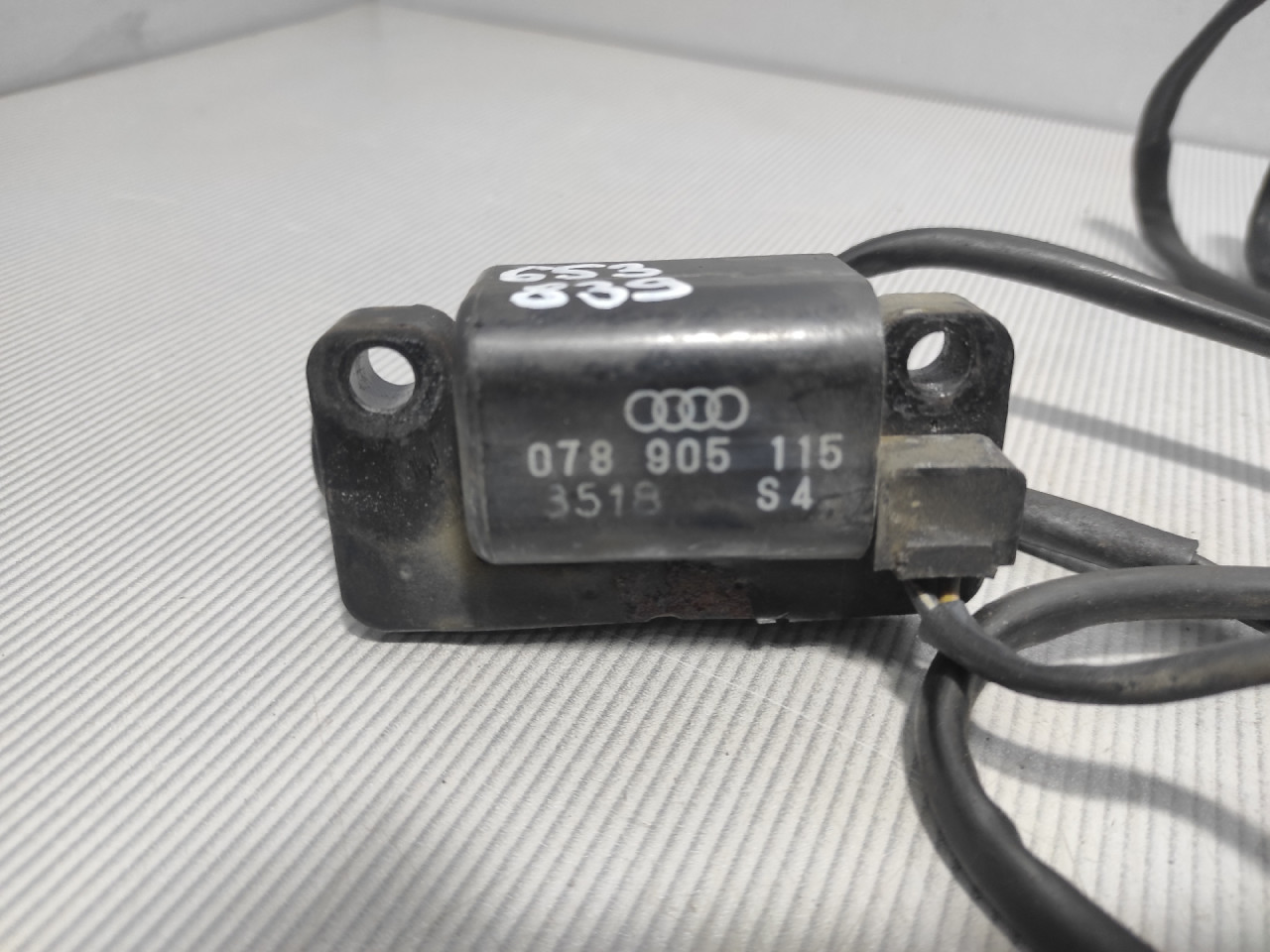 DIJELOVI BOMBINA AUDI A6 > 97-01 2.6 078905115