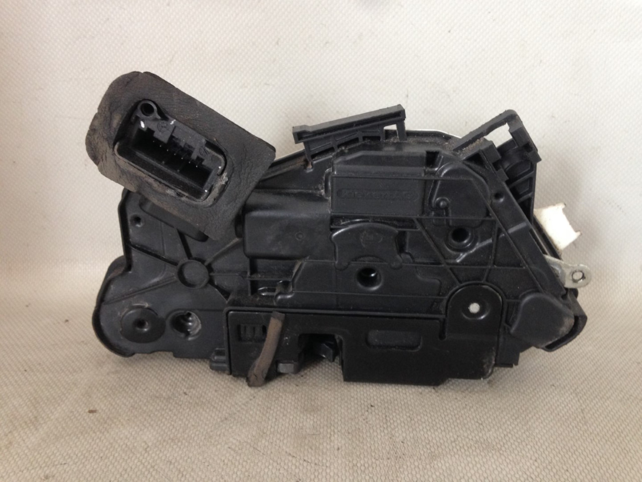 DIJELOVI BRAVA VRATA VW POLO > 09-14 5K1837015D