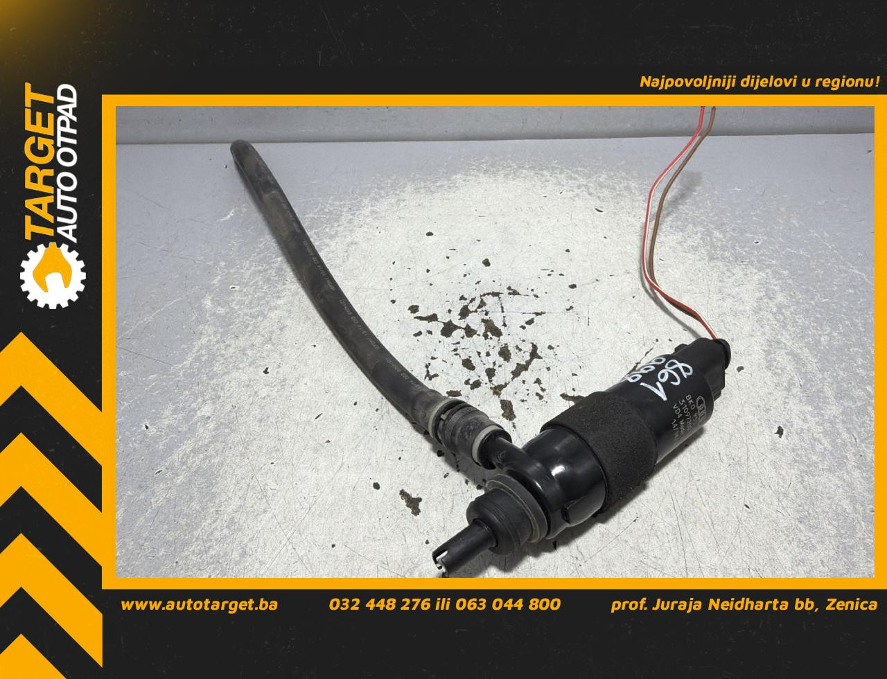 DIJELOVI PRSKALICA ZA FAROVE AUDI A4 (B8) > 12-15 2.0 8K0955681