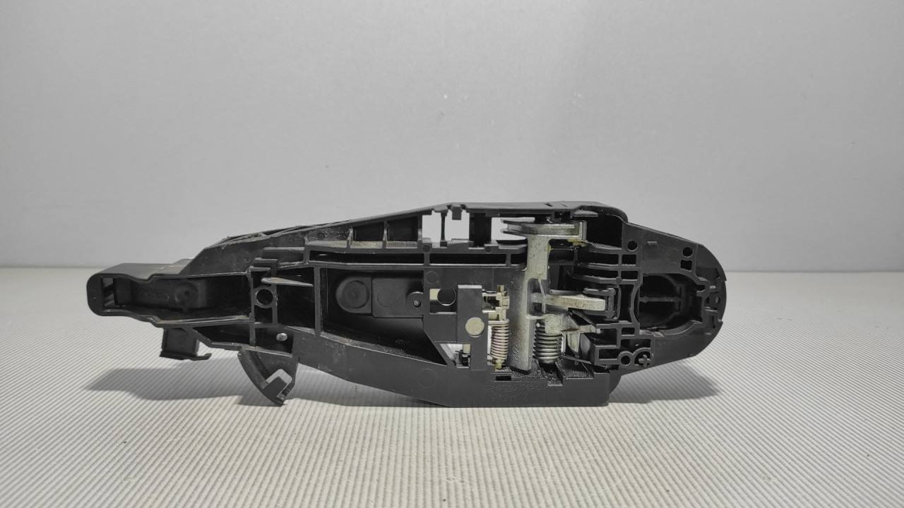 RUCKA VRATA PEUGEOT 308 > 13-17 9802977180