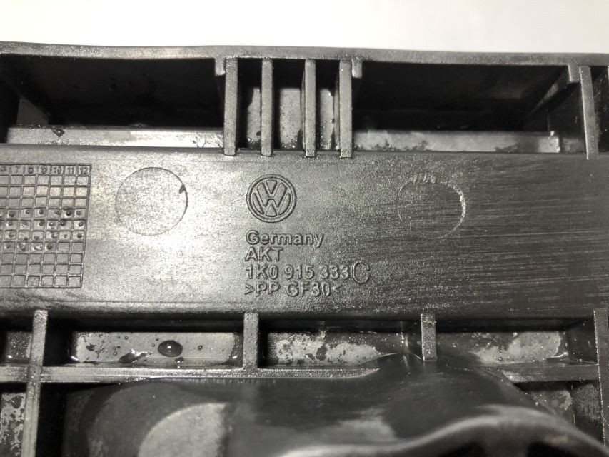 NOSAC AKUMULATORA VW PASSAT B6 > 05-10 1K0915333C