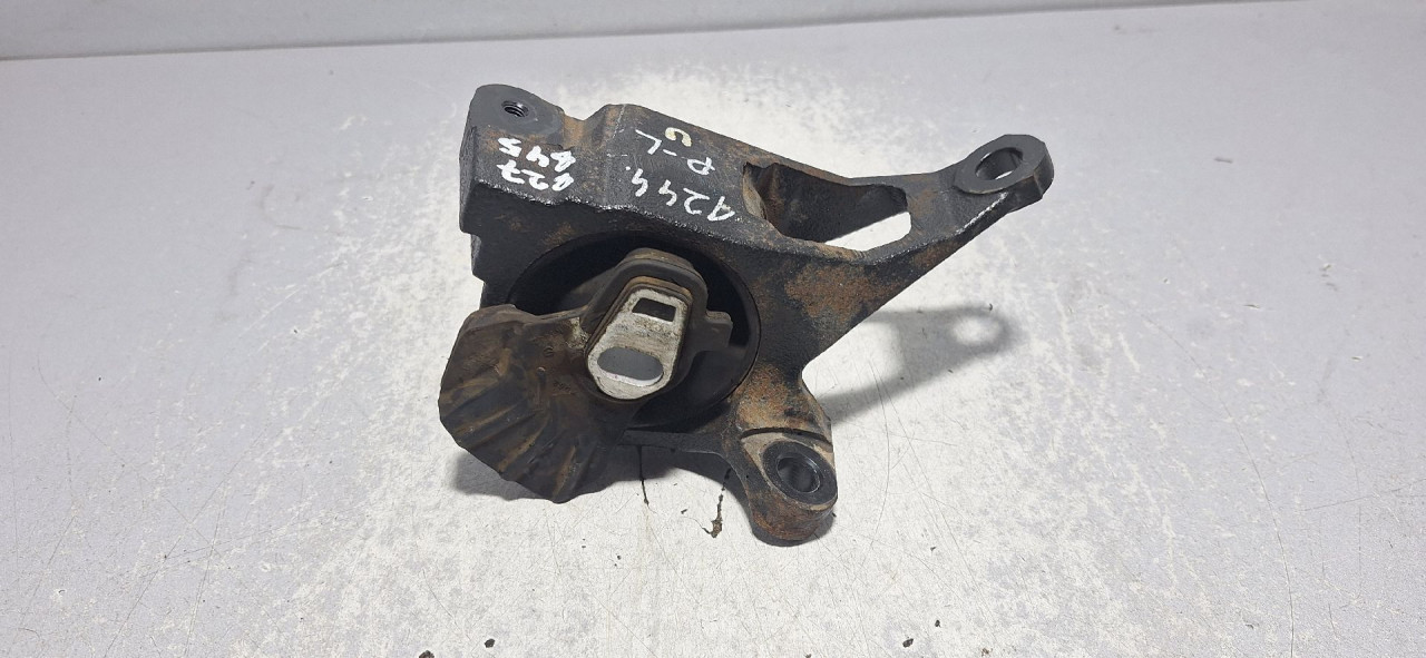 DIJELOVI NOSAC MJENJACA MAZDA 6 > 16-18