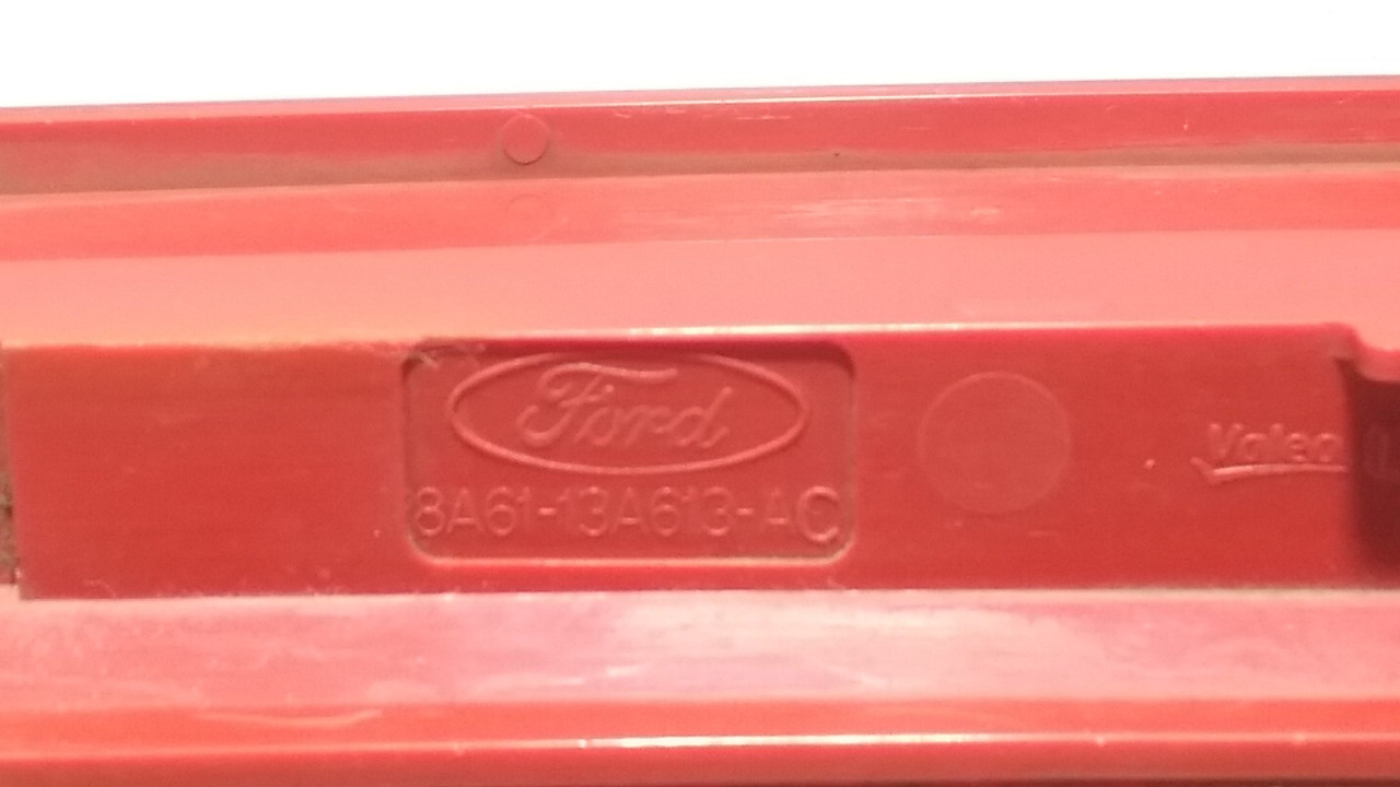 TRECE STOP SVJETLO FORD FIESTA > 08-12 8A6113A613AC