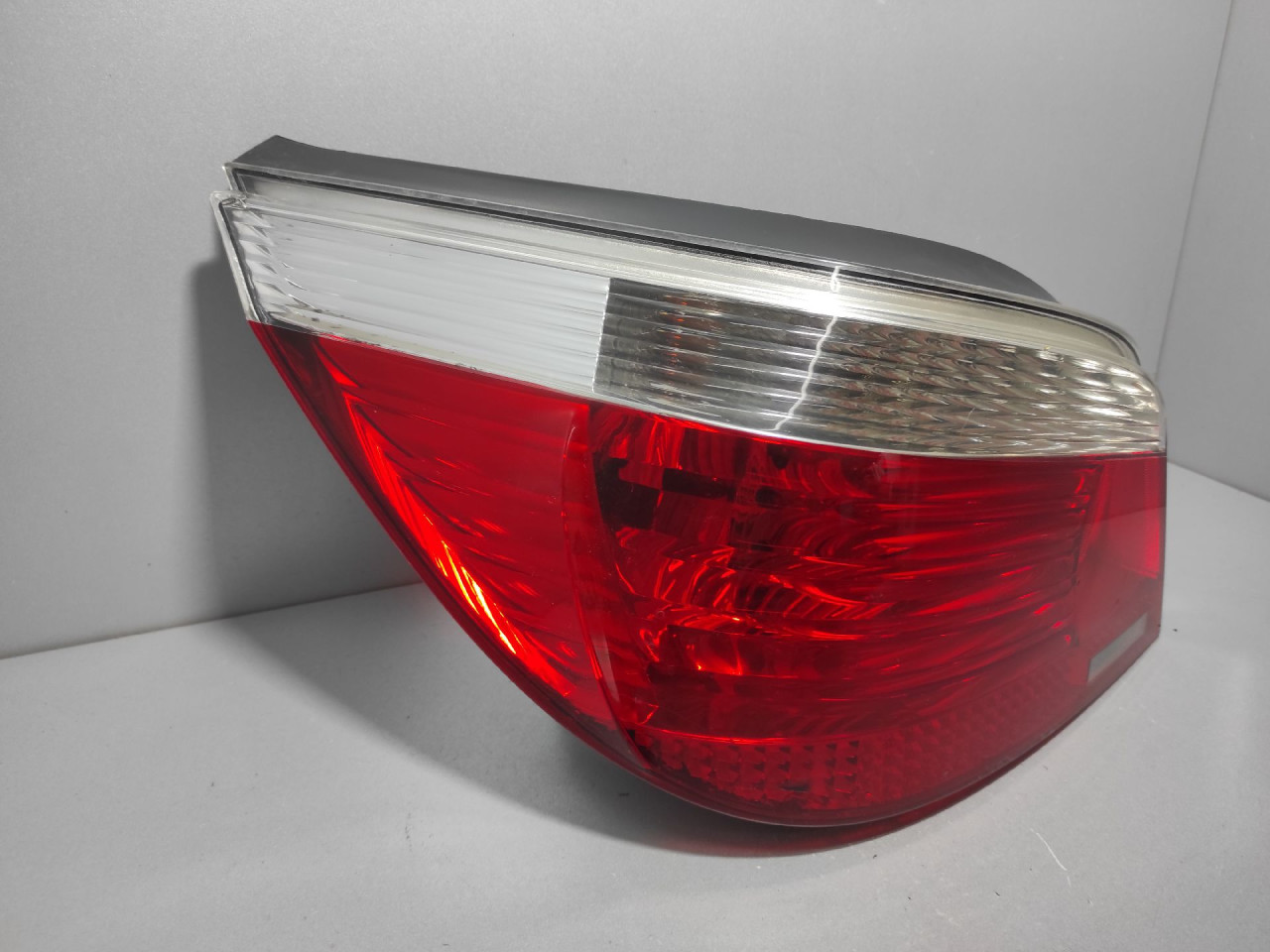 STOP SVJETLO BMW SERIJA 5 (E60/E61) > 03-07 6910767