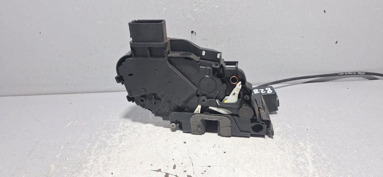 DIJELOVI BRAVA VRATA FORD KUGA > 08-12 2.0 8V4AS21812MA