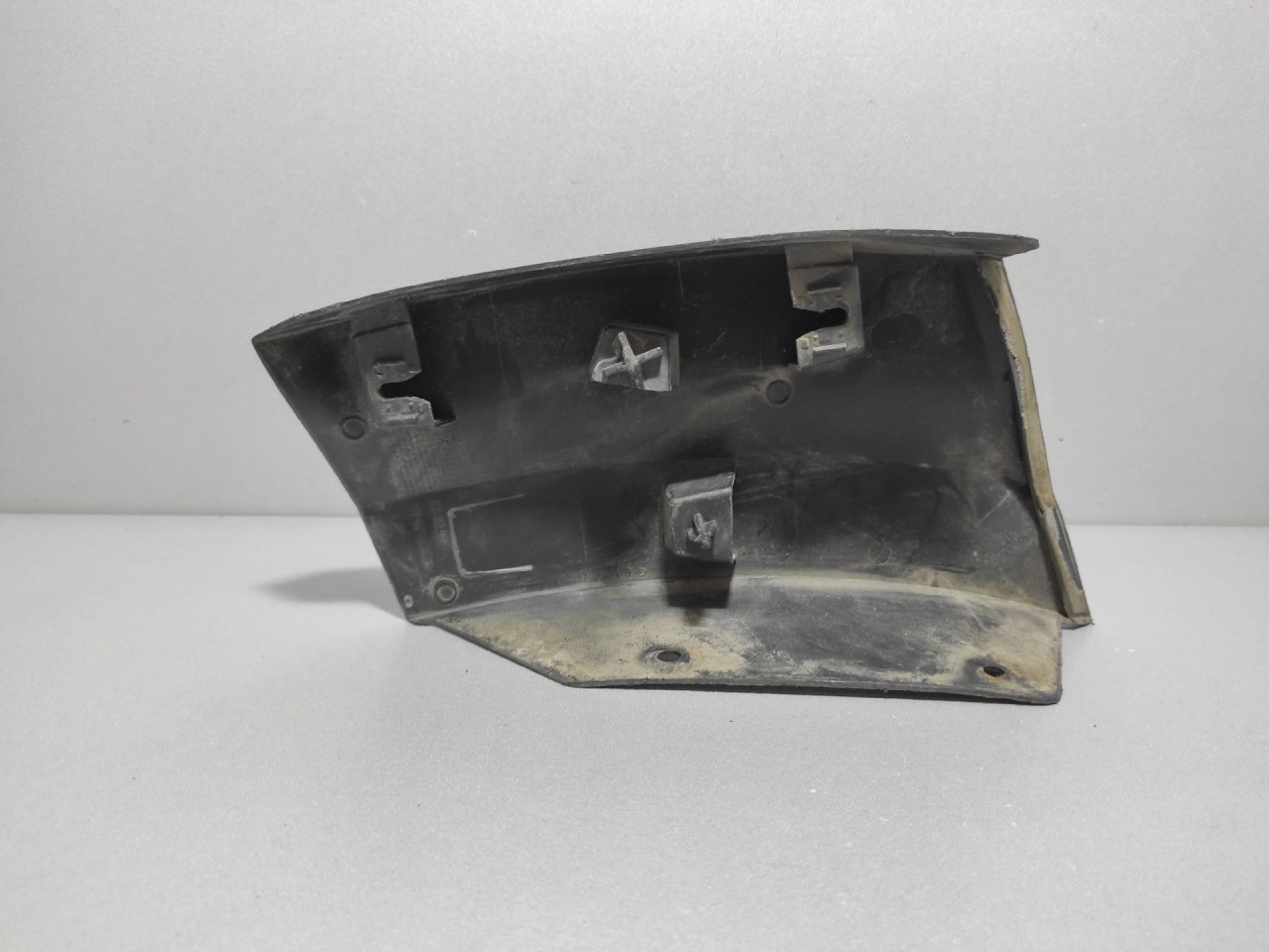DIJELOVI RUB BLATOBRANA VW CRAFTER > 17- 7C0853507