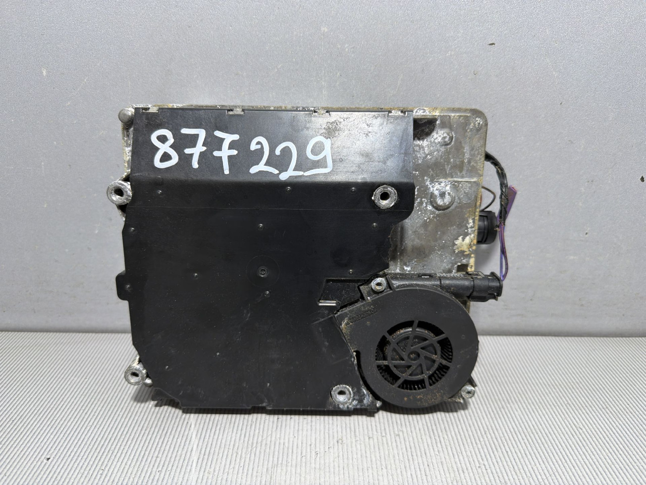 DIJELOVI INVERTER AUDI A3 (8Y) > 20 -  1.5 5WA959663A