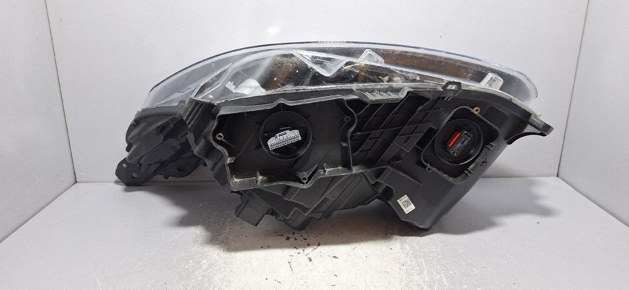 DIJELOVI FAR FORD S-MAX > 15-23 EM2B13W029CS