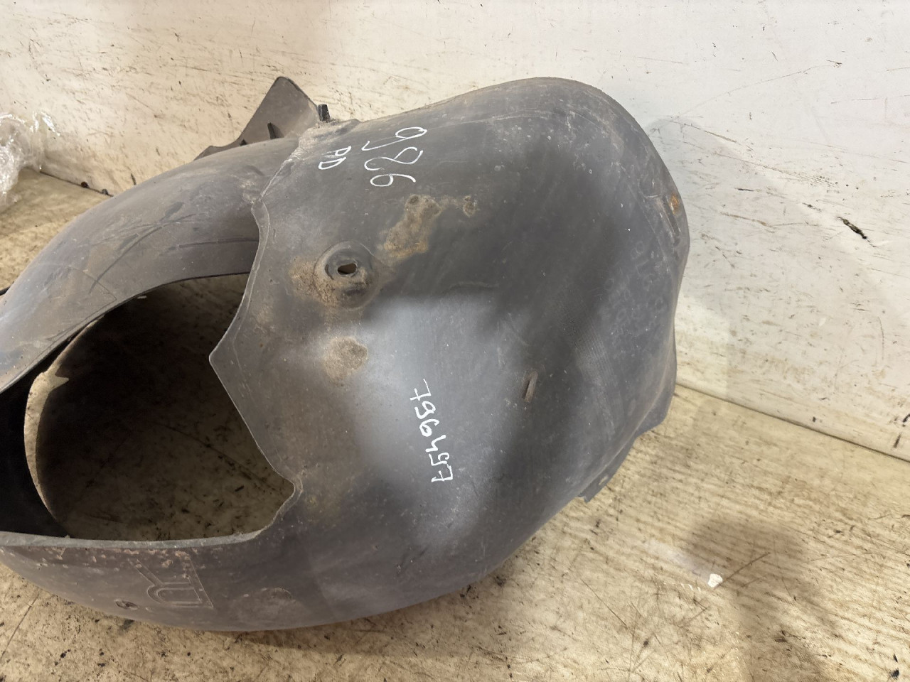 UNUTRASNJI BLATOBRAN VW GOLF 6 > 08-12 5K0805978