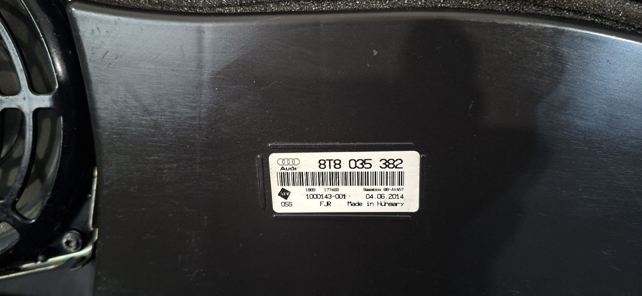 DIJELOVI ZVUCNIK AUDI A4 (B8) > 12-15 2.0 8T8035382