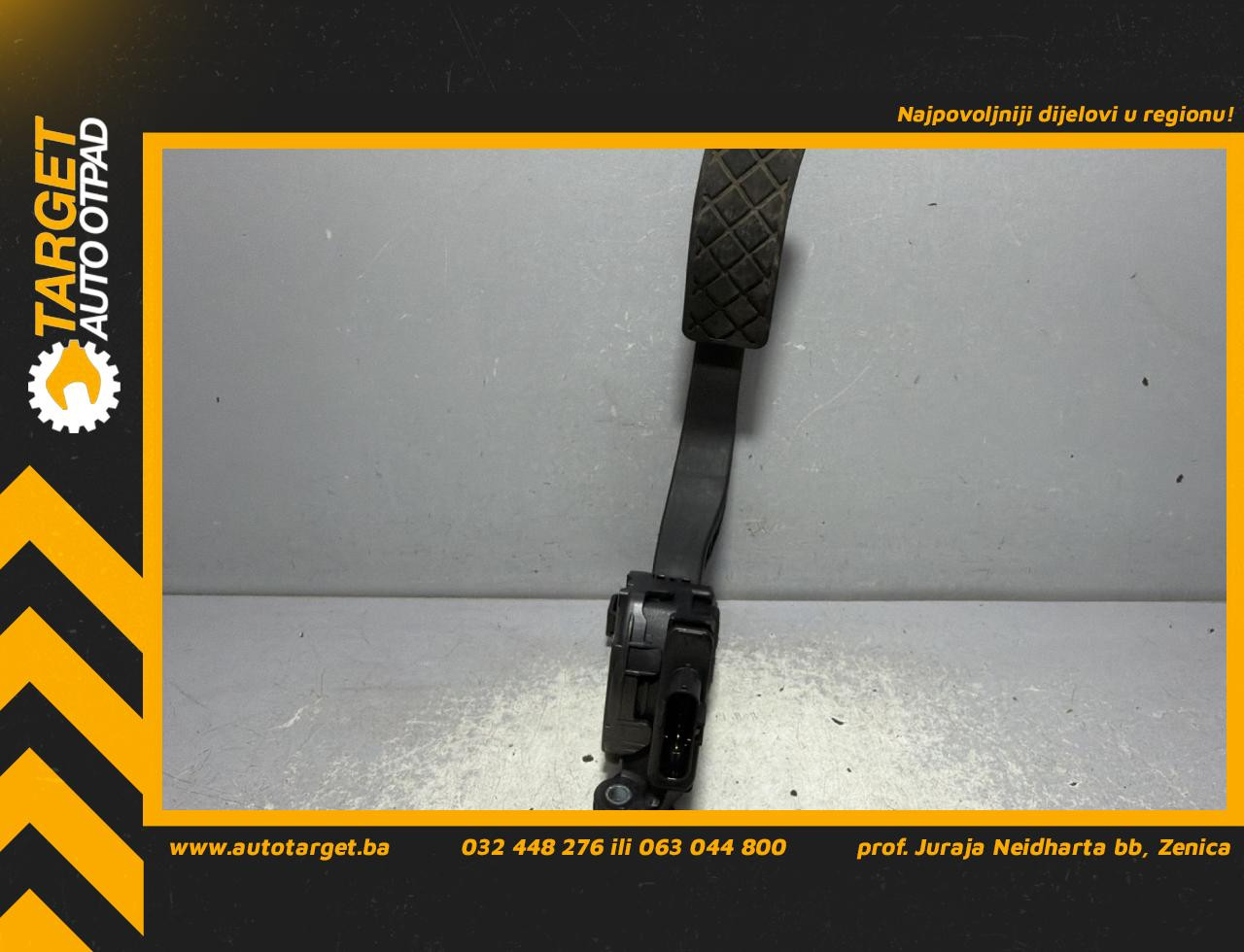 DIJELOVI PAPUCICA GASA AUDI A4 (B8) > 07-11 2.0 8K1723523