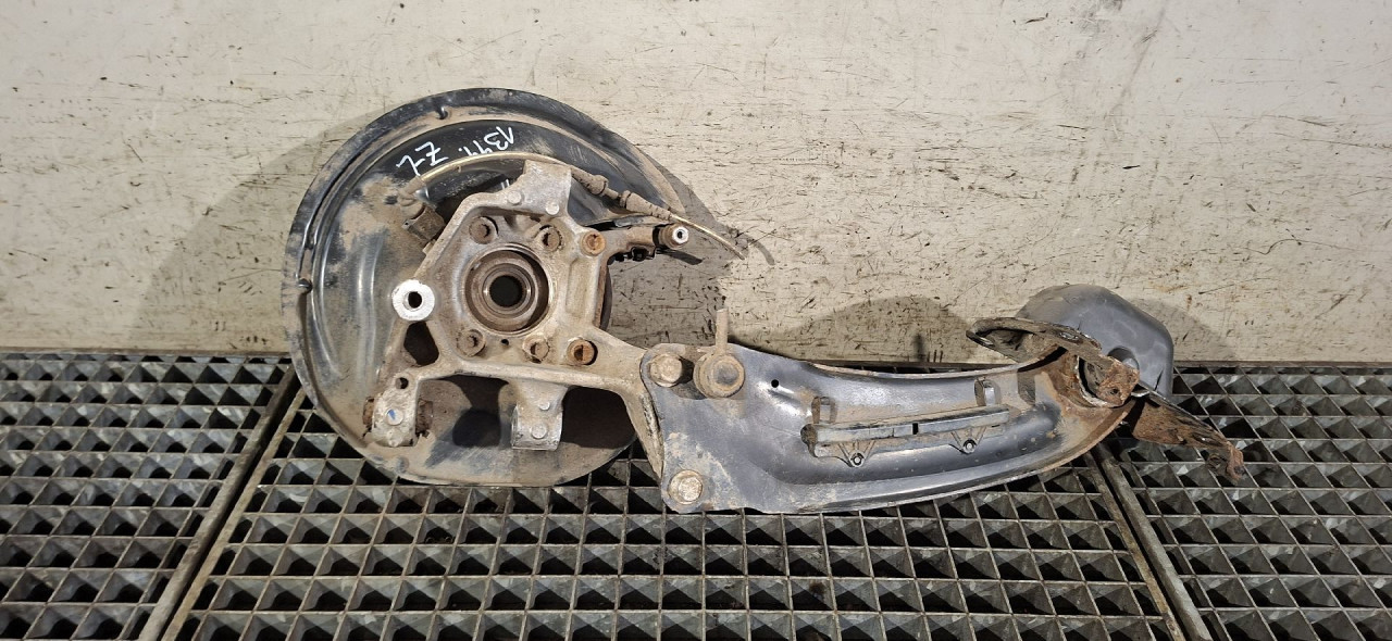 DIJELOVI GLAVCINA VW TIGUAN > 11-15 2.0 3C0505435G