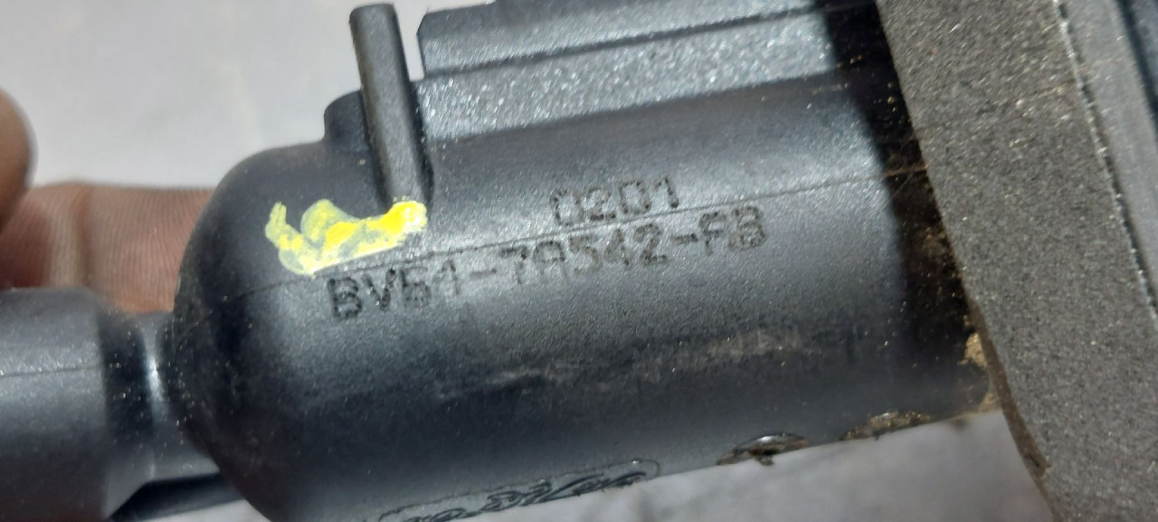 DIJELOVI CILINDAR VOLVO V40 > 12-16 BV517A542AB