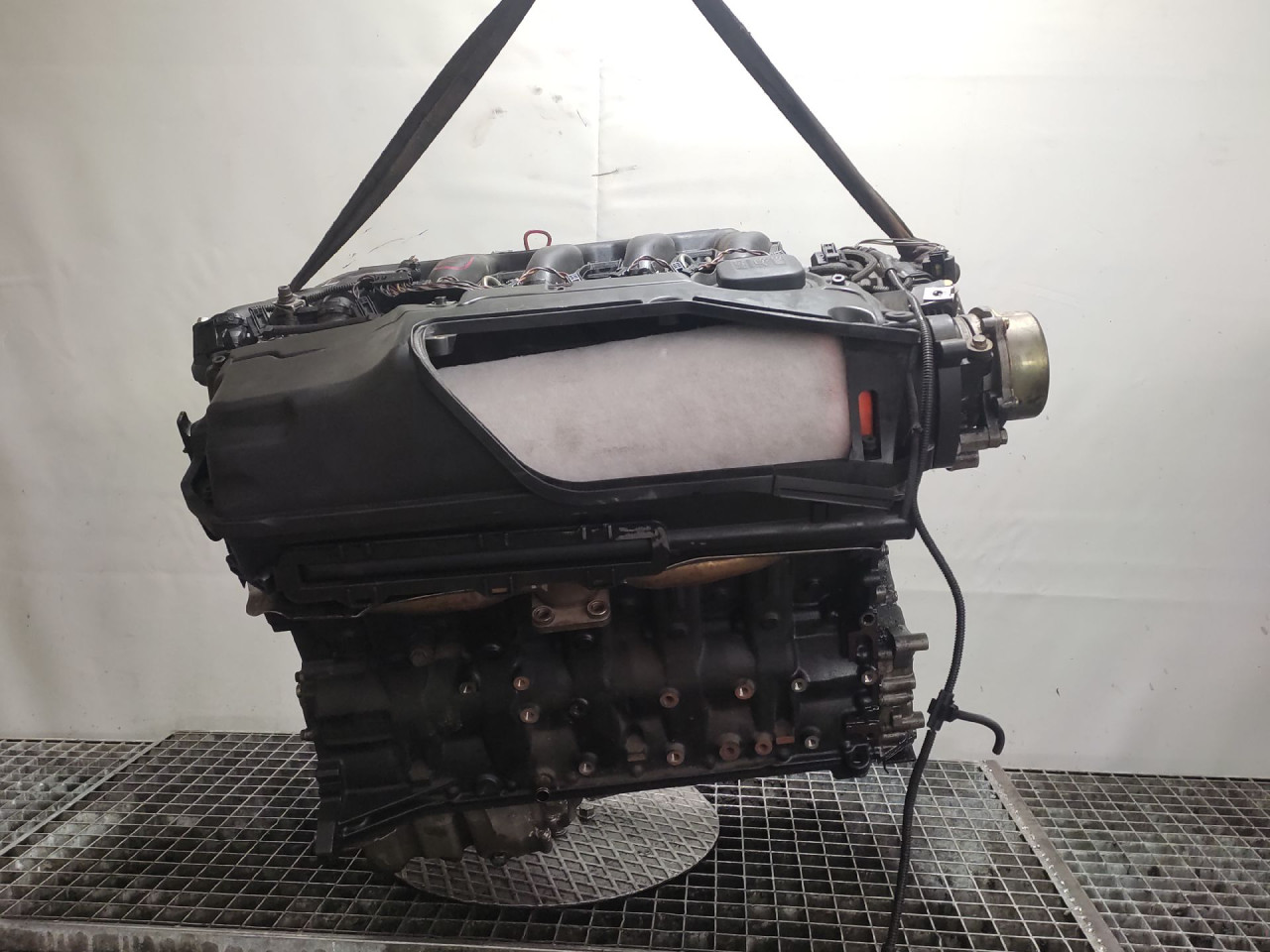 DIJELOVI MOTOR BMW SERIJA 5 (E60/E61) > 03-07 3.0 306D2