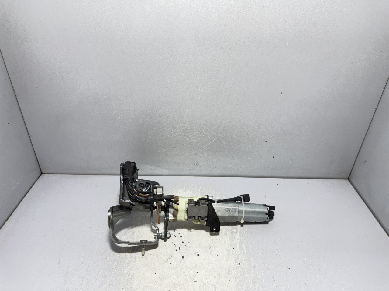 MOTORIC GEPEKA AUDI A6 4G > 14-18 4G9827851B