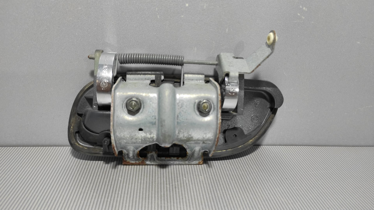 DIJELOVI RUCKA VRATA VOLVO S70/V70 > 00-04 9159640