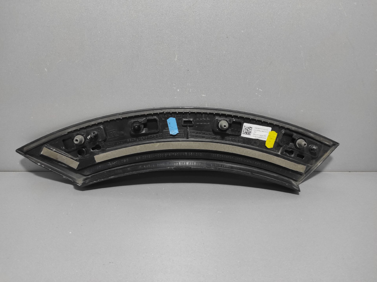 RUB BLATOBRANA AUDI E-TRON > 18- 4KE853025E