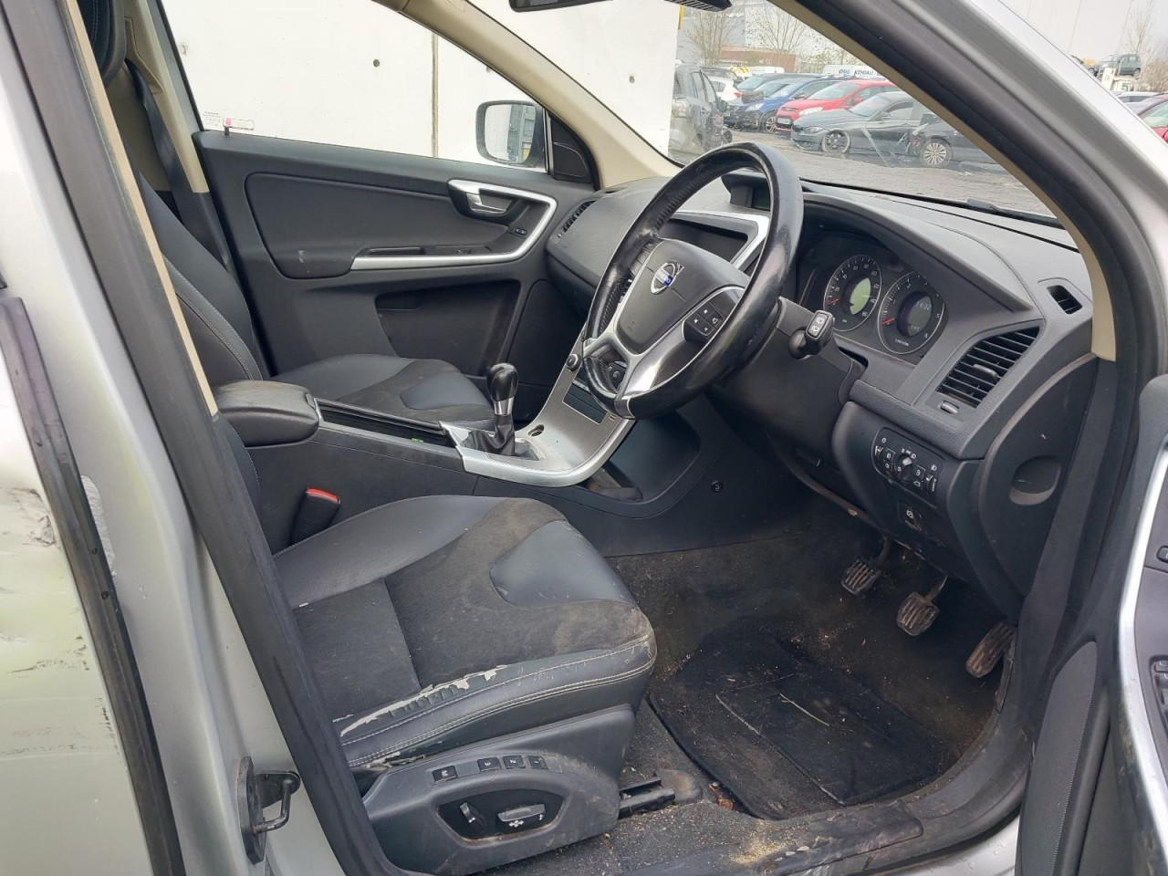 VOLVO XC60 2.4 DIZEL 129KW 2010 MJENJAC MOTOR D5244T14 DIJELOVI