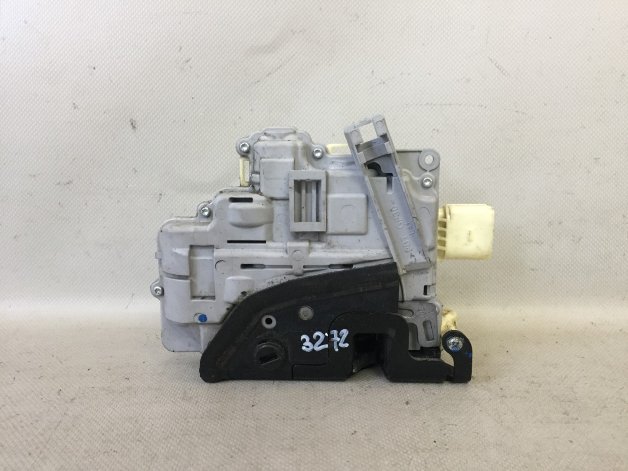 BRAVA VRATA VW PASSAT B6 > 05-10 3C4839015A
