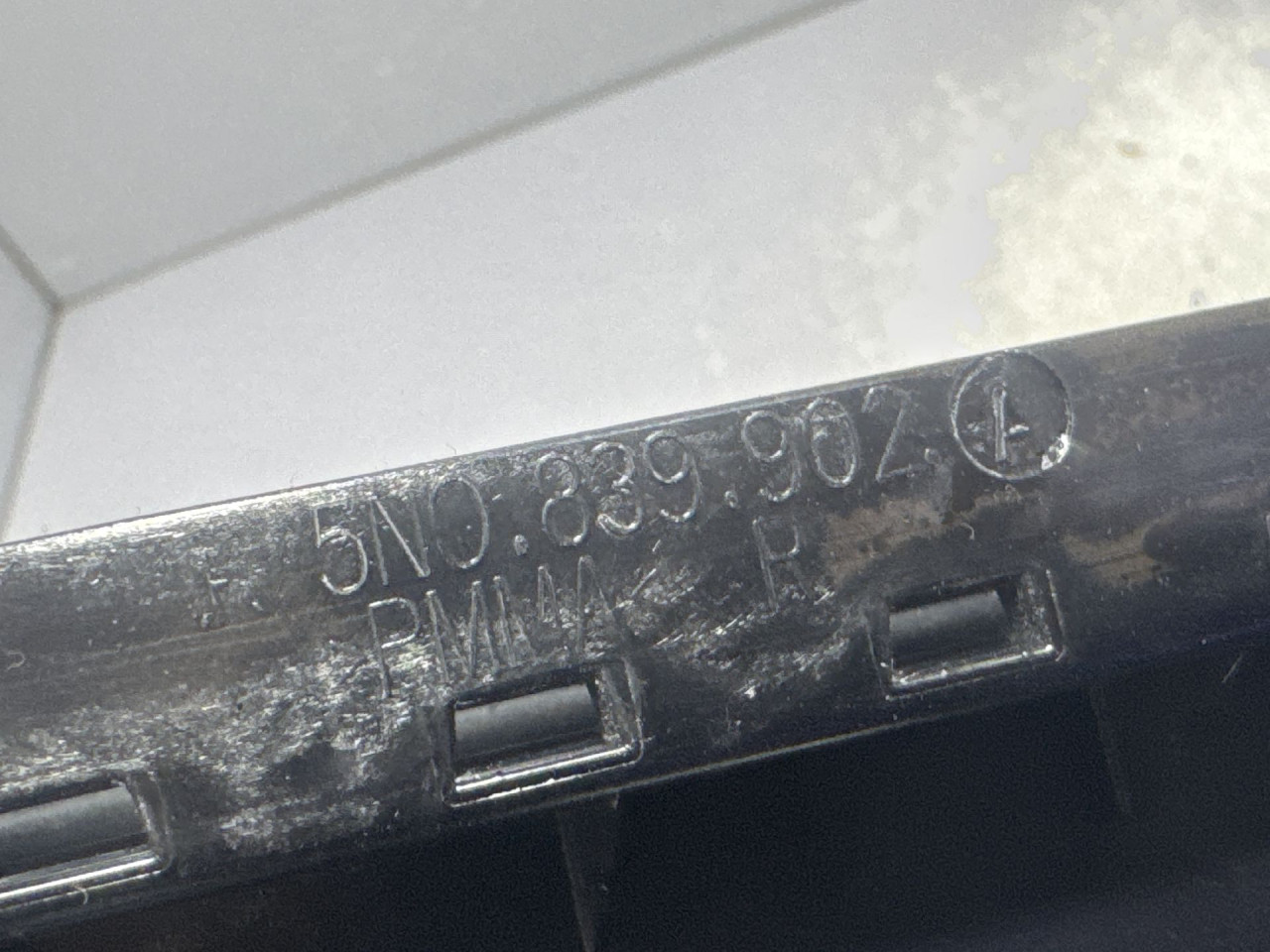 DIJELOVI LAJSNA VW TIGUAN > 07-11 5N0839902A