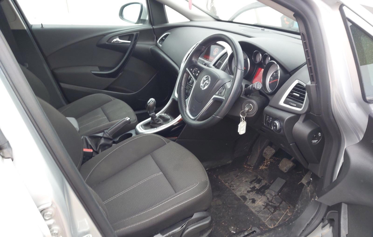 OPEL ASTRA J 1.6 DIZEL 100KW 2015 MJENJAC MOTOR B16DTH DIJELOVI