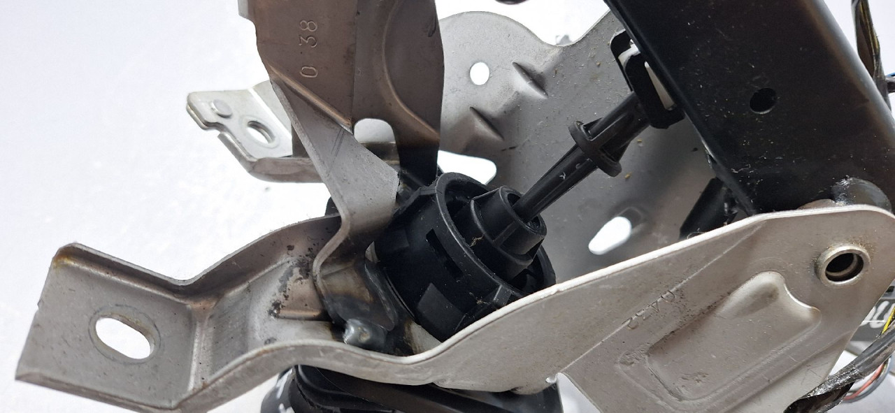 DIJELOVI POTPEDALNI CILINDAR FORD KUGA > 08-12