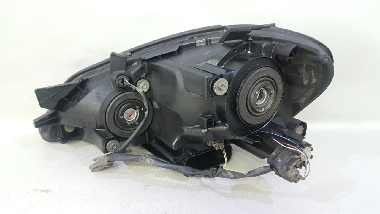 DIJELOVI FAR TOYOTA AVENSIS > 00-03 9922681017
