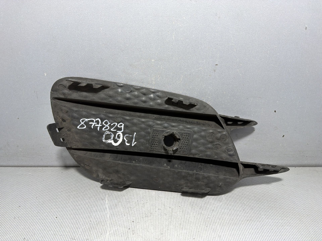 RESETKA BRANIKA MERCEDES E KLASA (W213/S213) > 16-23 A2138856800