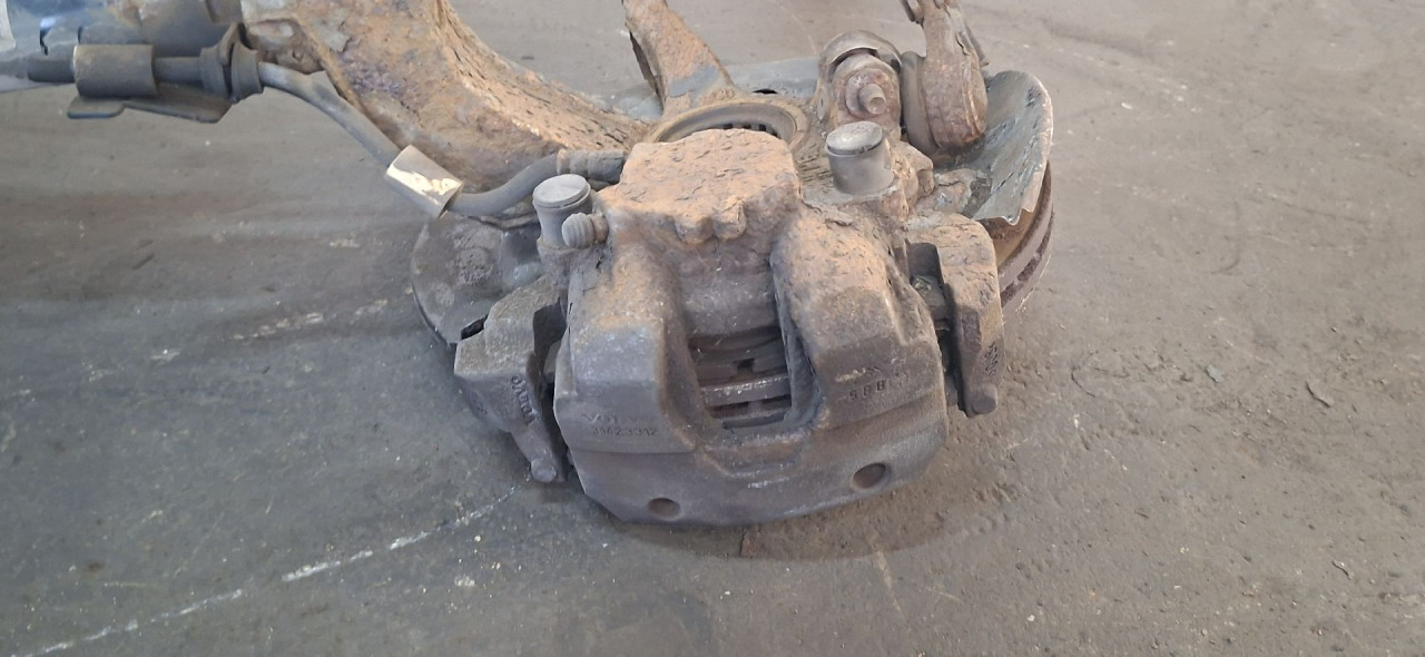 DIJELOVI KOCIONA KLJESTA VOLVO XC60 > 13-17 36002410