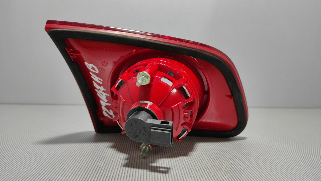 STOP SVJETLO VW PASSAT B6 > 05-10 3C9945094