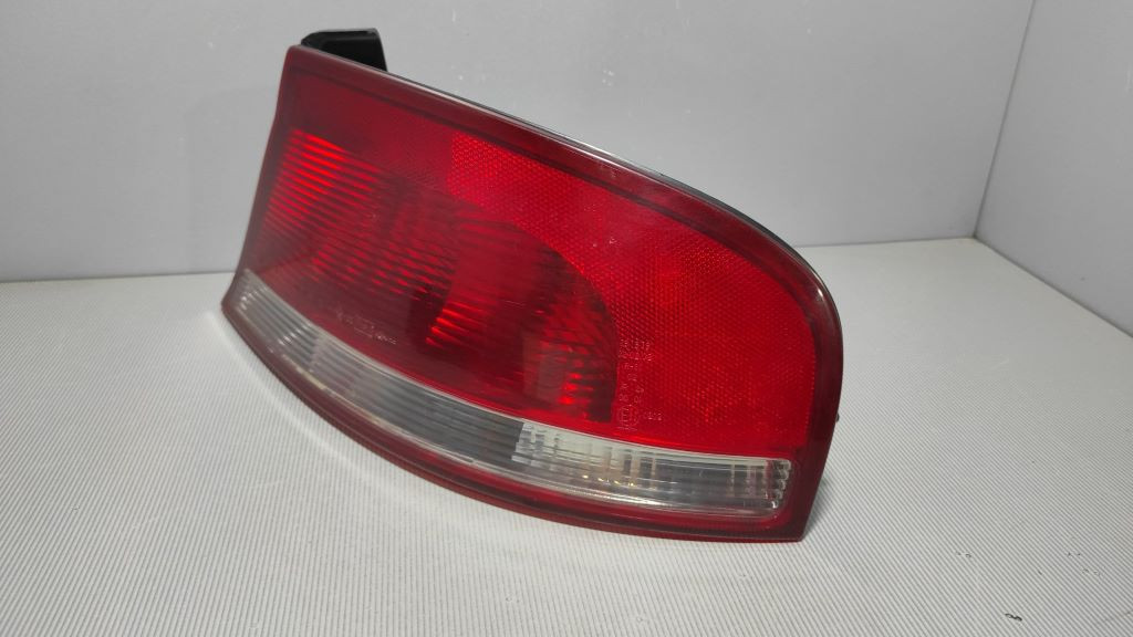 STOP SVJETLO CHRYSLER/DODGE SEBRING > 01-06 04805352AA