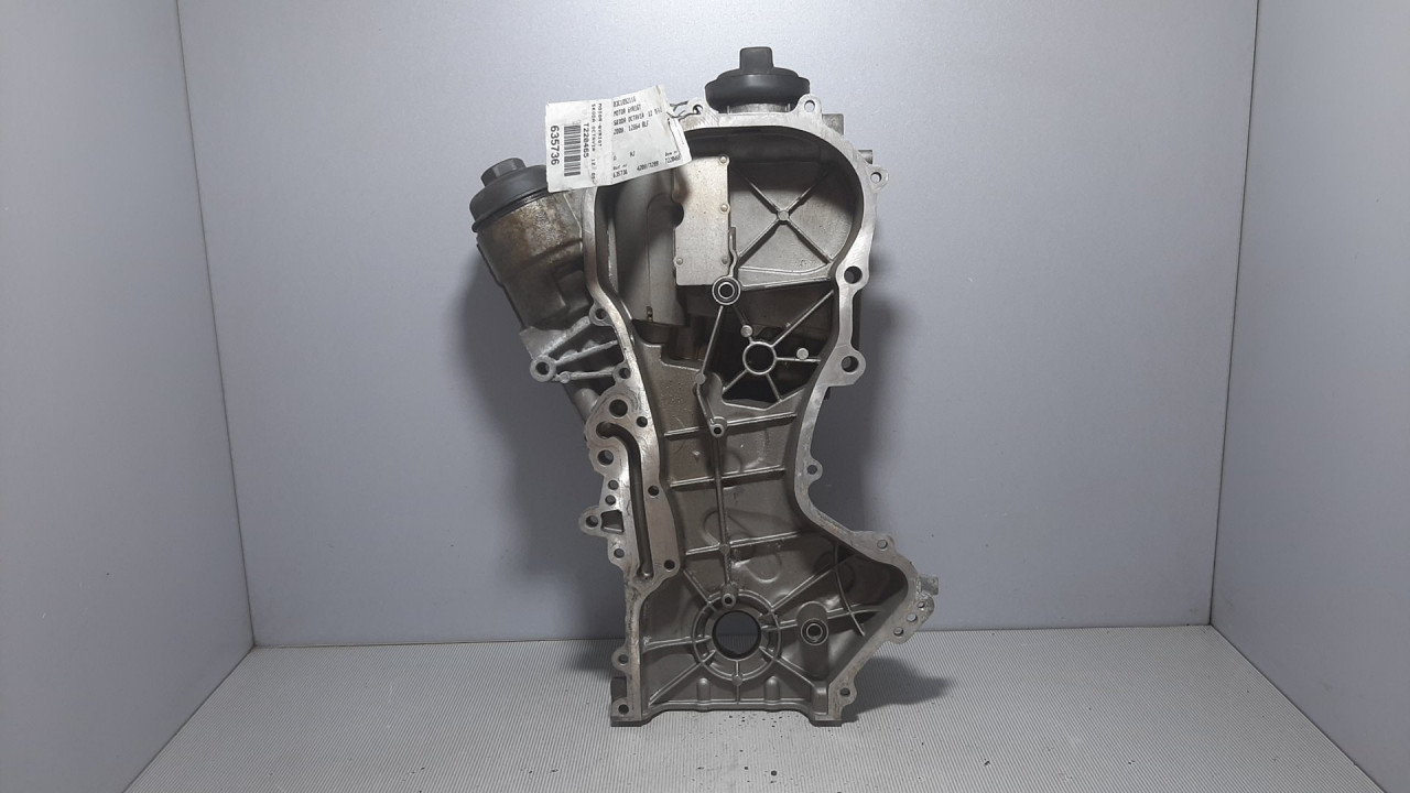 DIJELOVI DEKLO VW GOLF 5 > 03-08 03C109211G