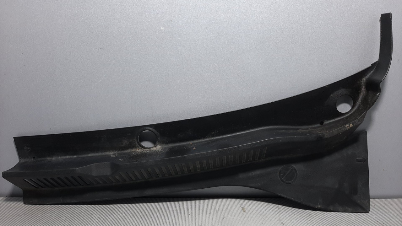 DIJELOVI RESETKA BRANIKA VW UP > 16- 1S1819403