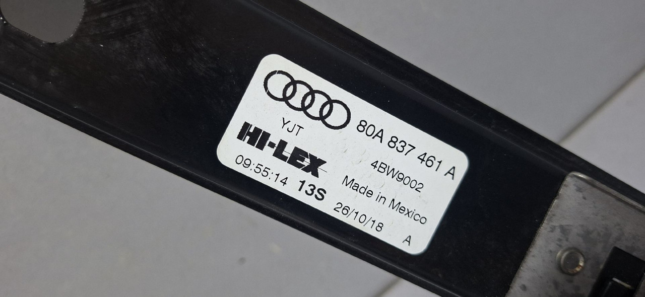 ELEKTRO PODIZAC STAKLA AUDI Q5 (FY) > 17 - 20  80A837461A