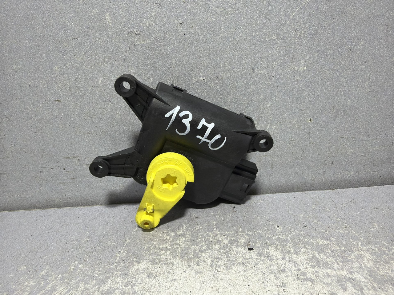 DIJELOVI MOTORIC KLAPNE VW SHARAN > 10- 2.0 1K2907511C