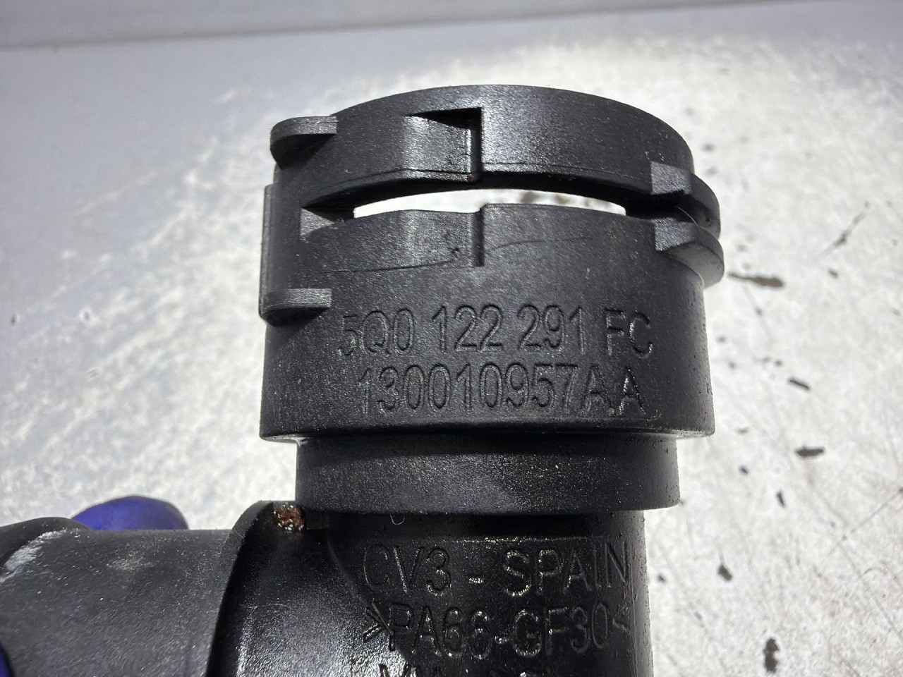 DIJELOVI CRIJEVO AUDI Q3 > 18- 2.0 5Q0122291FC