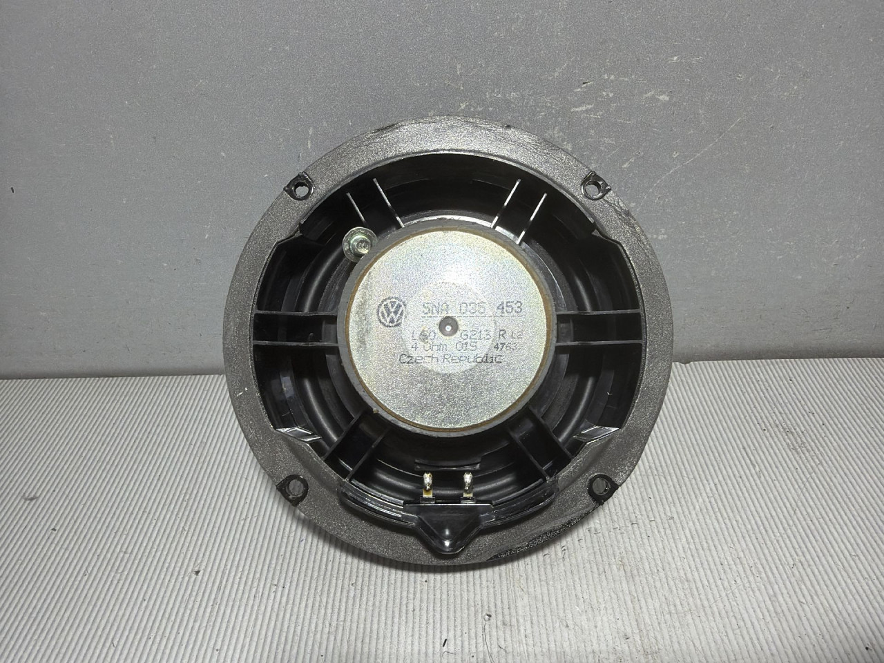 DIJELOVI ZVUCNIK VW TIGUAN > 16-20 2.0 5NA035453
