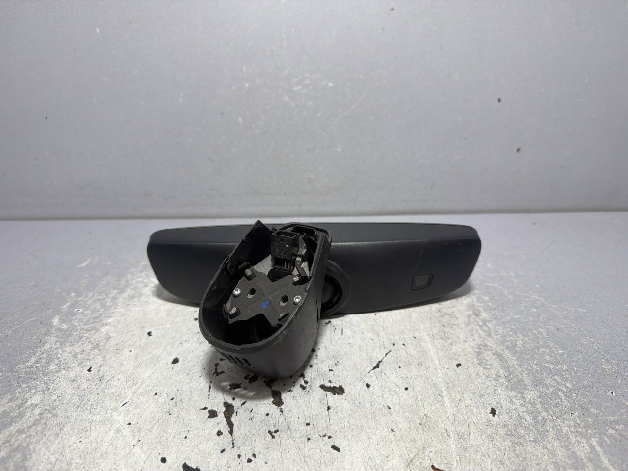 UNUTRASNJI RETROVIZOR AUDI A4 (B9) > 15-18 8W0857511