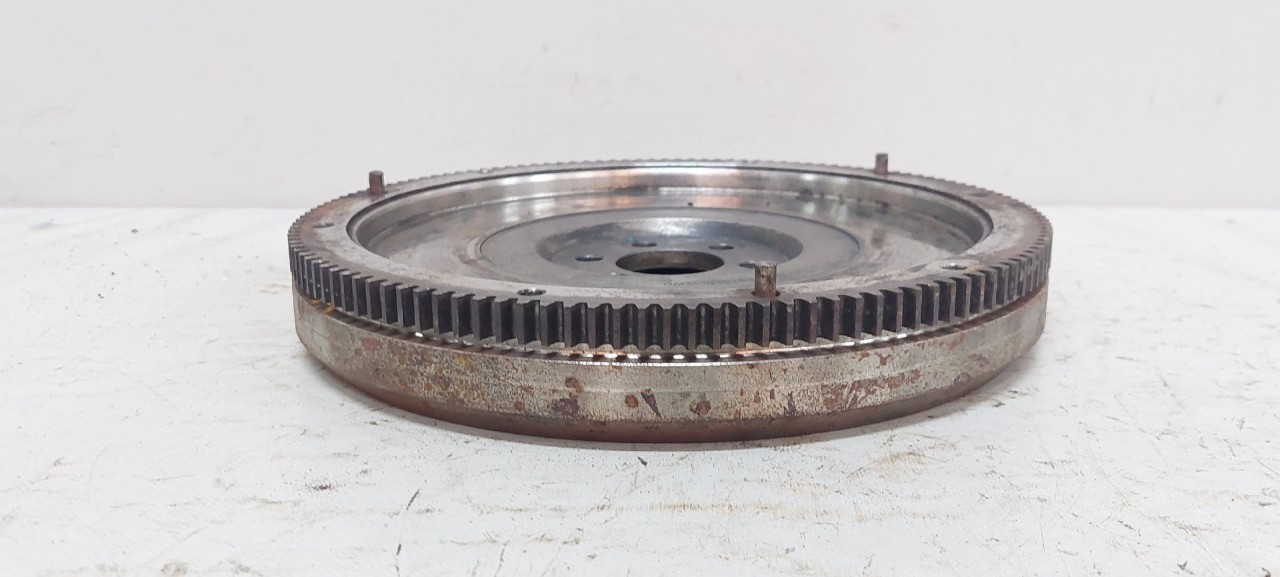 DIJELOVI ZAMAJAC SKODA RAPID > 12-16 037105273C