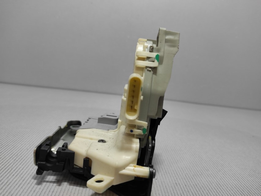 BRAVA VRATA AUDI A4 (B8) > 07-11 8K0839016C