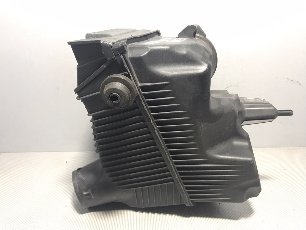 KUCISTE FILTERA ZRAKA RENAULT MEGANE > 02-05 8200369798