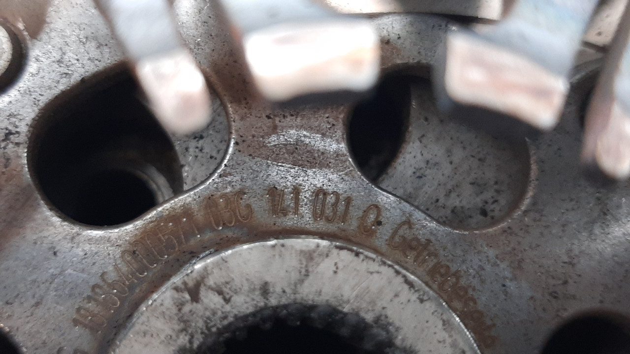 DIJELOVI LAMELA VW CADDY > 03-10 1.9 03G141031Q