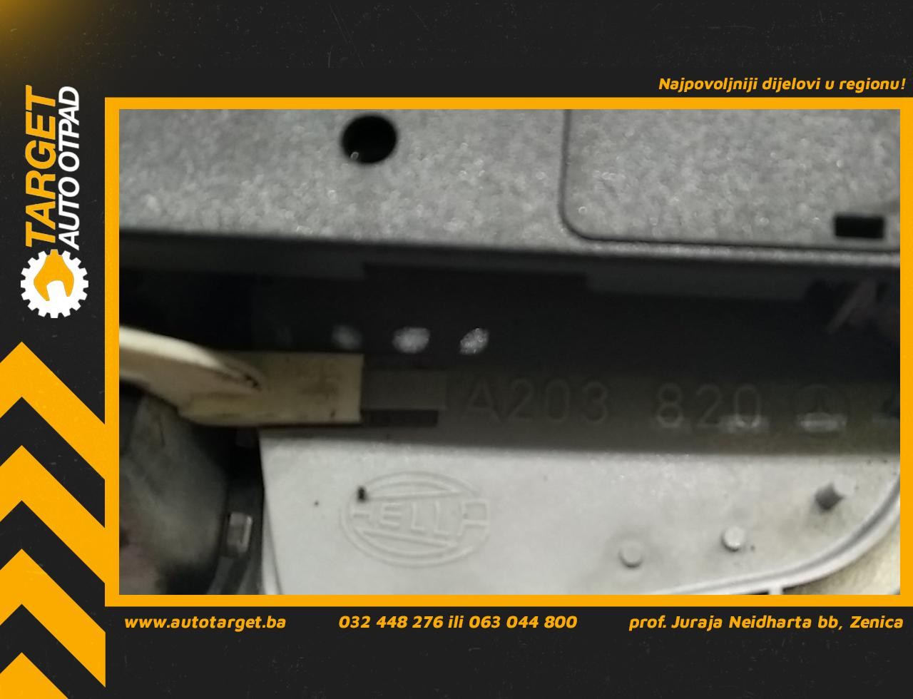 RASVJETA U KABINI MERCEDES C KLASA (CL203) > 00-08 A203820
