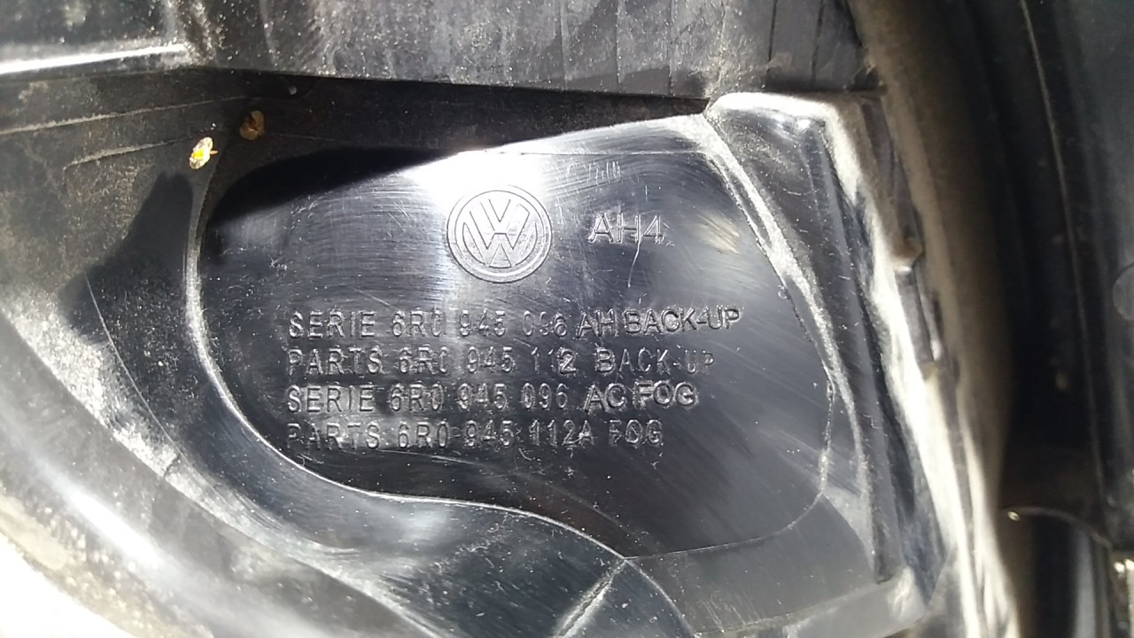 DIJELOVI STOP SVJETLO VW POLO > 09-14 6R0945258A