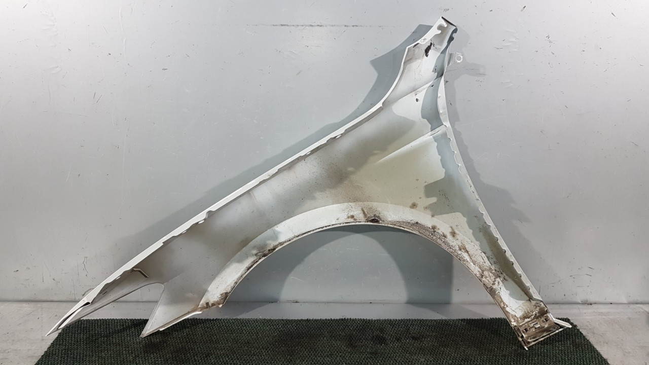 DIJELOVI BLATOBRAN VW PASSAT B8 > 14- 3G0821106B