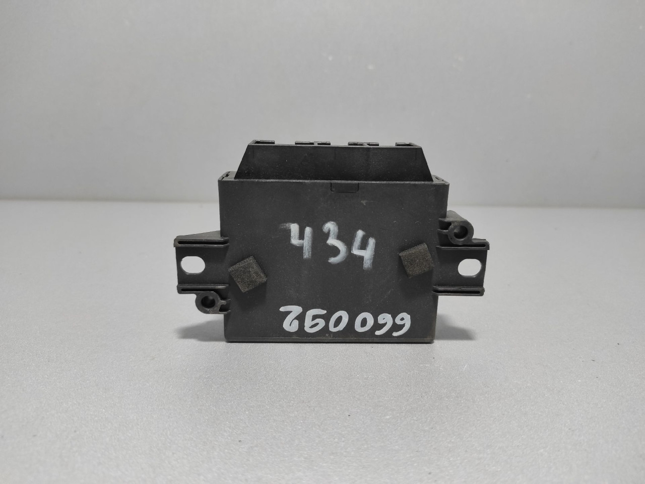 DIJELOVI ELEKTRONIKA MODUL VW PASSAT B7 > 10-14 2.0 3AE919475C