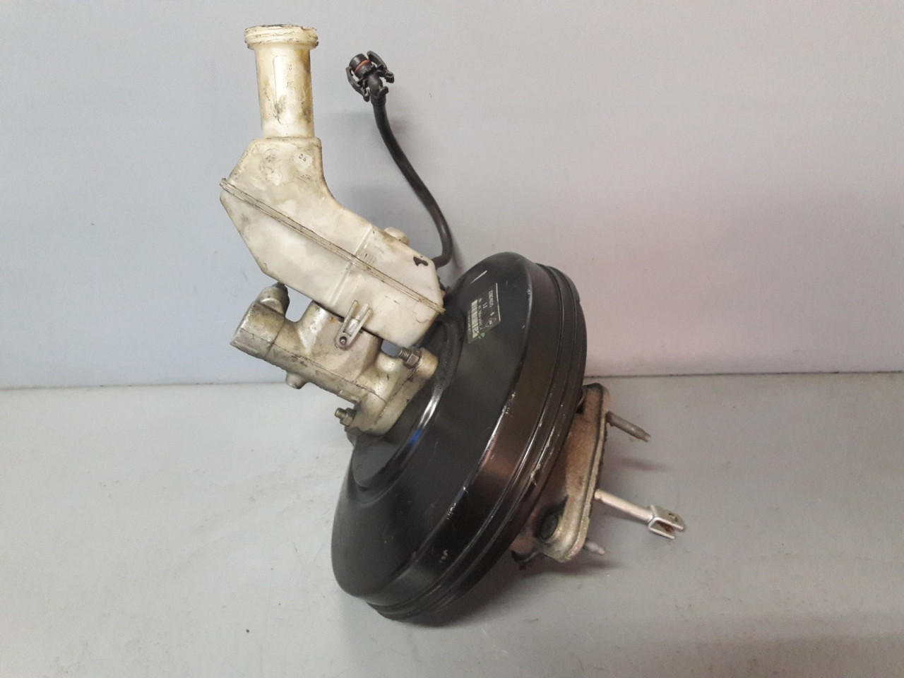 KOCIONI DOBOS RENAULT CLIO > 05-09 8200249245B 82002492